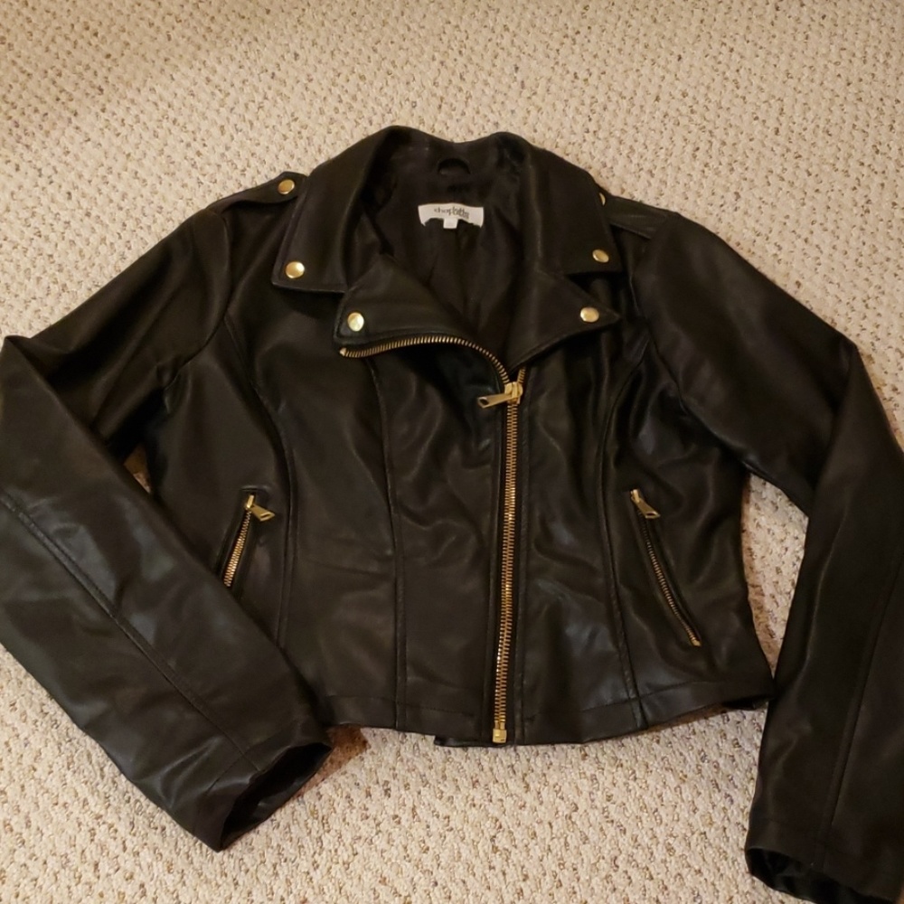 Black zippered jacket